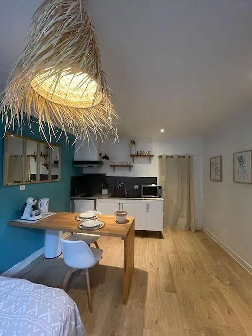 Studio Boho-Chic En Centre Ville 물랭